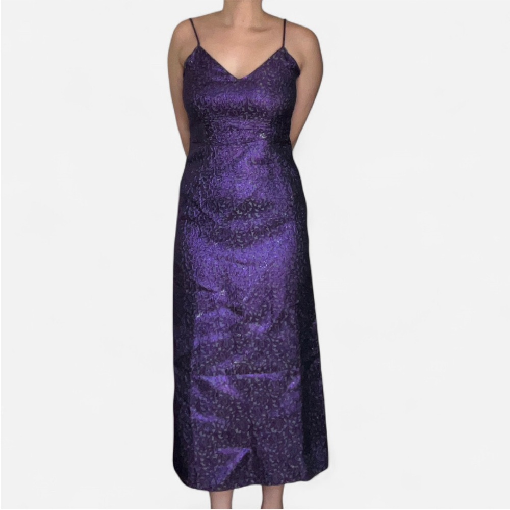 VTG purple jaquard shimmery maxi dress with spaghetti straps